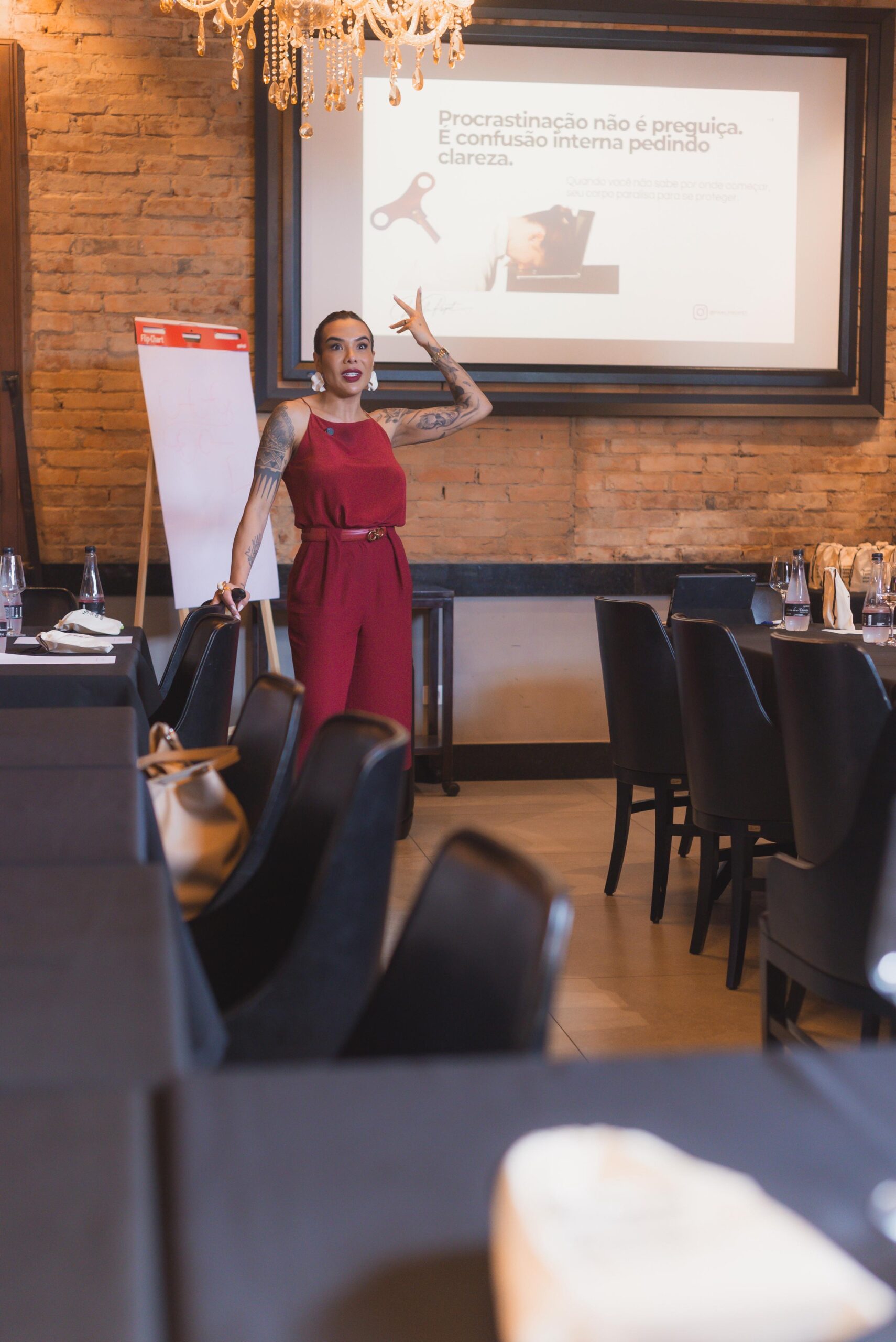 8807bf48-35c7-41d3-a692-4a1168272c7a